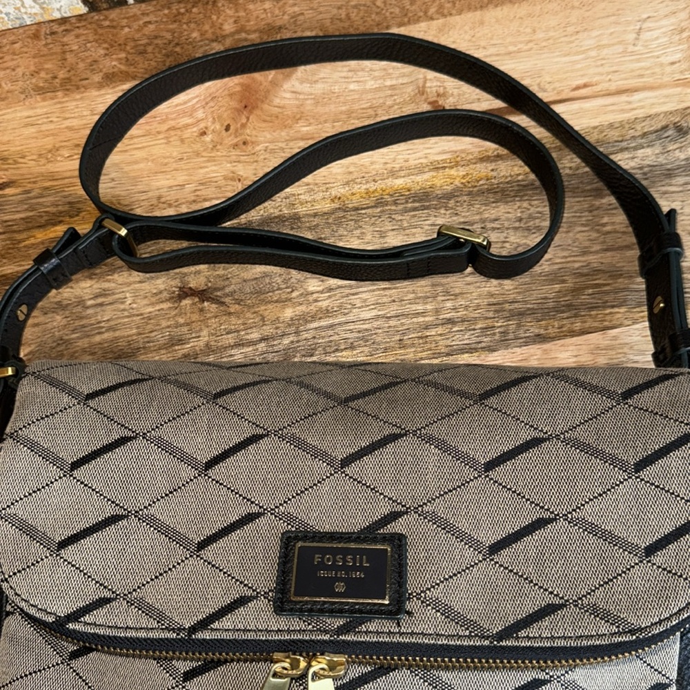Vtg Fossil Preston Gray canvas Black leather crossbody with adjustable strap - Picture 10 of 10